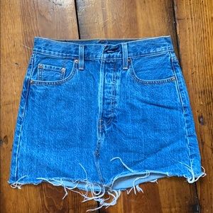 Levi jean skirt